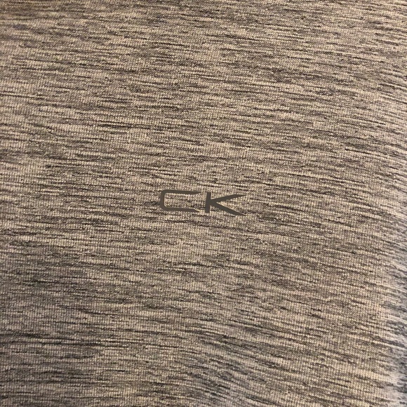 Calvin Klein pullover - Picture 3 of 4